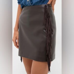 Hyacinth House Coffee Faux Faux Leather Fringe
Paddock Mini Skirt size large